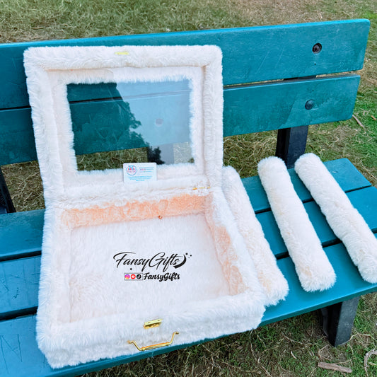 Fluffy Bangle Organizer Without Bangles